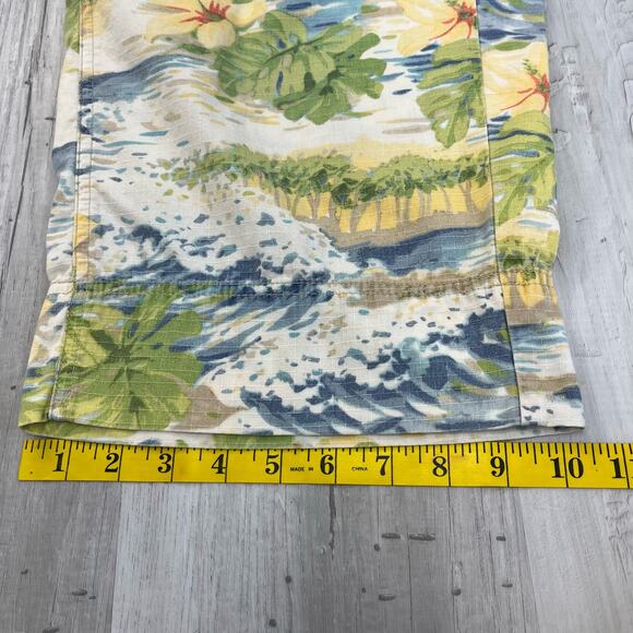 Liz Claiborne Audra Tropical Floral Cropped Plus Size Lightweight Cotton Pants - Picture 11 of 11